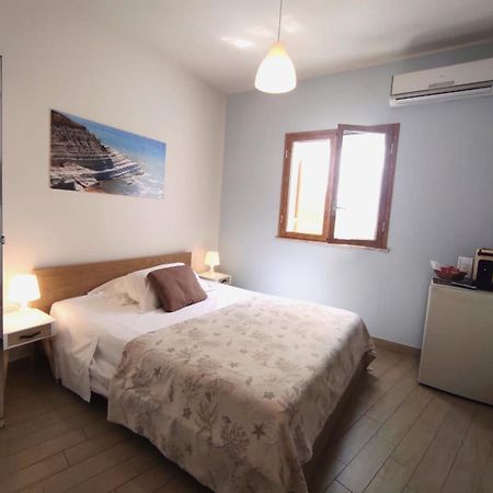 ריאלמונטה Case Vacanze Baia מראה חיצוני תמונה